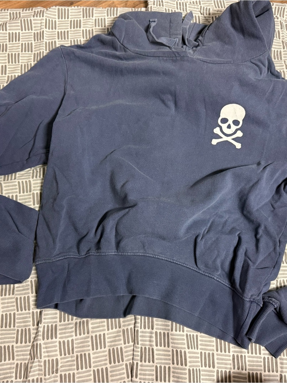 soulcycle Navy Crewneck Sweatshirt with White Skull Graphic